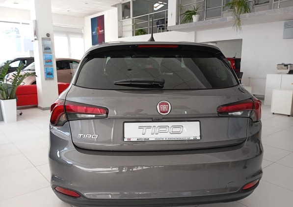 Fiat Tipo cena 92900 przebieg: 5, rok produkcji 2023 z Włocławek małe 7